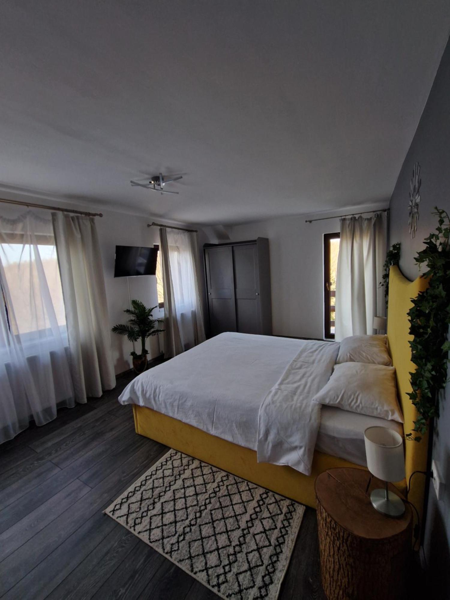 Cabana Din Padure Otel Porumbacu de Sus Oda fotoğraf